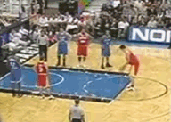 兄弟想你了！弗老大晒与姚明合影旧照：这是我最喜欢的圣诞照片