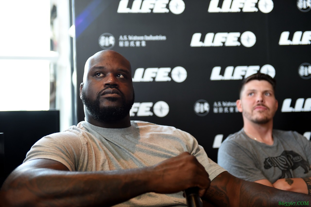 奥尼尔：我妈让我对年轻球员好一些 所以我要换种方式讨论他们