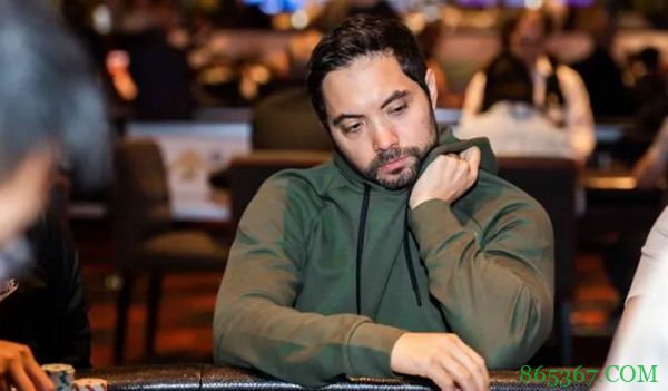 Timothy Adams领跑超级百万赛决赛桌