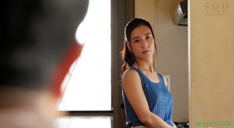 古川伊织STARS-237 年纪辣妈演技爆发