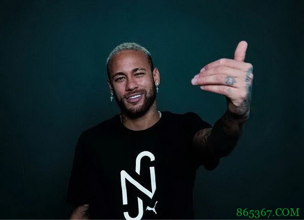 巴西足球巨星内马尔将重新加入扑克之星