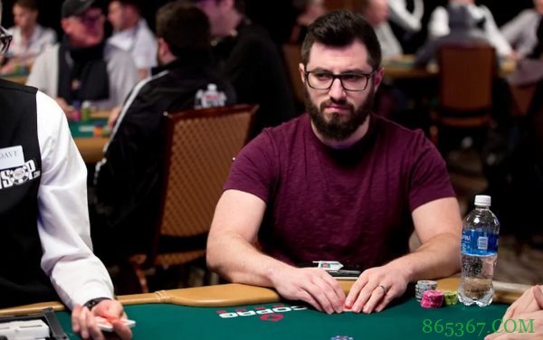 Phil Galfond宝刀未老,打的对手直接缴枪投降!