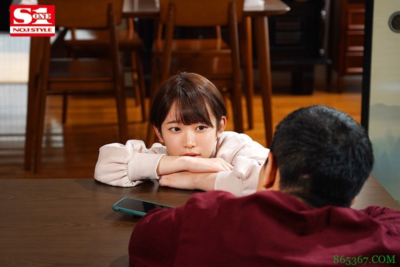 架乃由罗SSNI-991 美少女找GG排解空虚寂寞