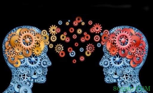 德州扑克职业牌手忠告：利用讨论改善你的牌技