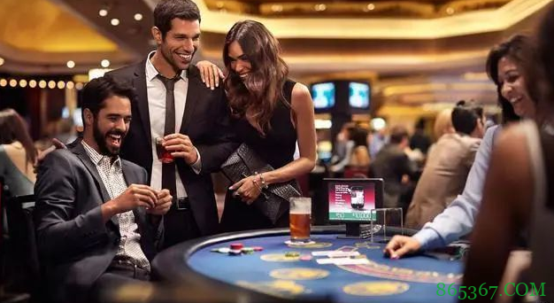 德州扑克没主动权的多人底池怎么玩(一)