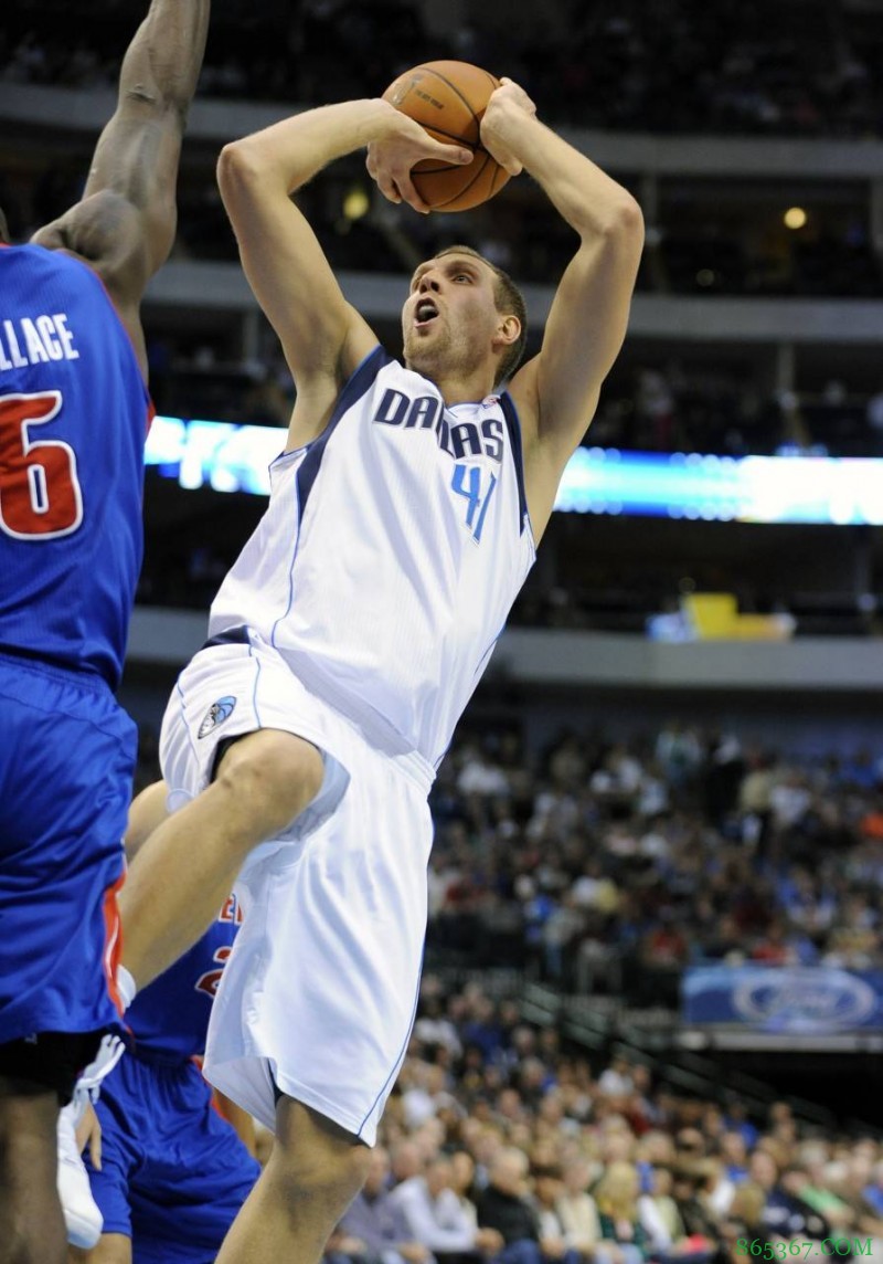 今日图集：老司机—一招金鸡独立 大杀四方