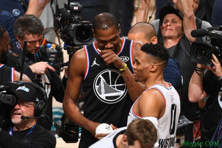 NBA彩经：湖人轻取灰熊 篮网难大胜奇才 太阳力克快船 勇士再负