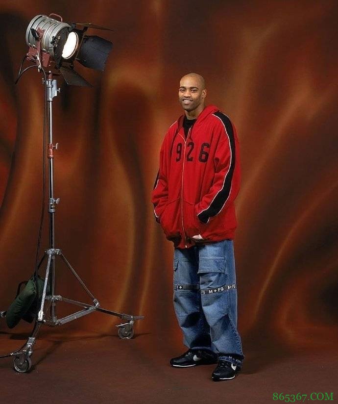 今日趣图：欢迎锡安加入NBA空砍小组