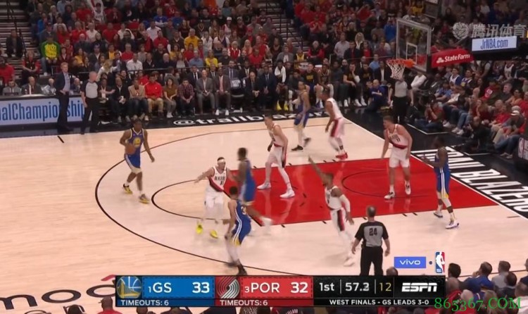 揭秘|库里三分纪录的秘密武器：逐帧分析库里的无球跑动