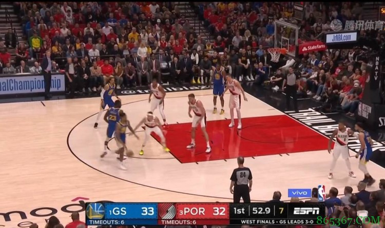 揭秘|库里三分纪录的秘密武器：逐帧分析库里的无球跑动