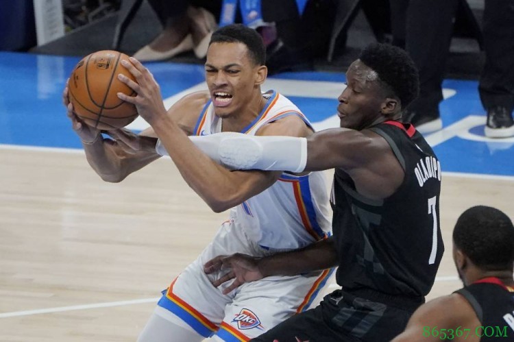 贝兹利18+12 迪亚洛16+9 戈登22分 雷霆终结火箭6连胜