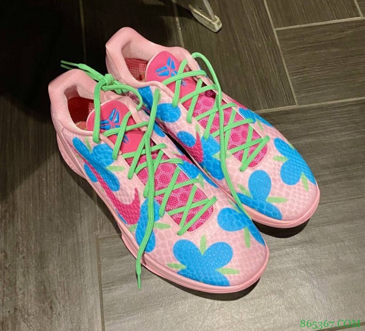 名记:德罗赞今日比赛所穿球鞋是其女儿设计的