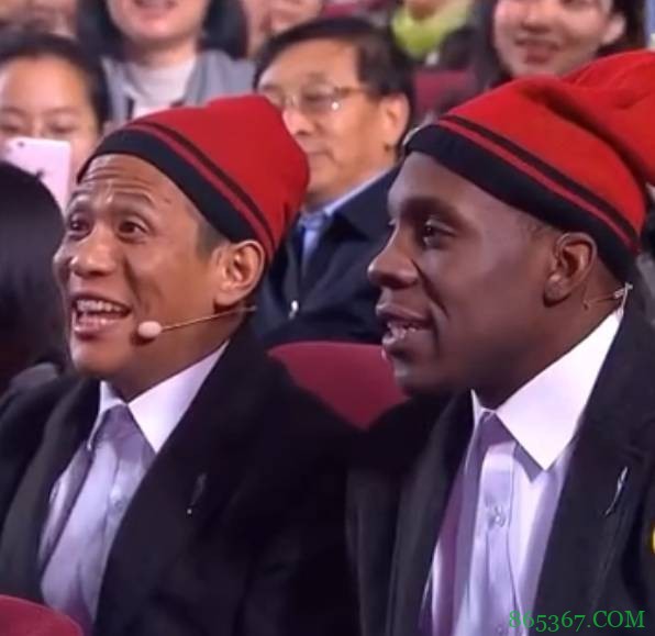 颇有喜感!韩德君、哈德森搭档宋小宝、潘长江录制辽视春晚