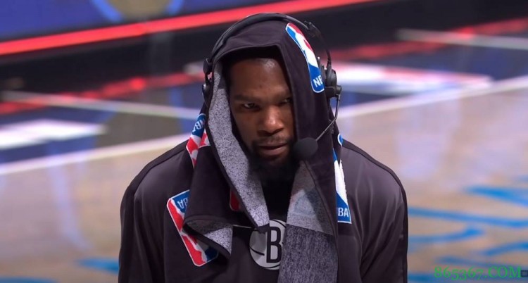 专访|巴克利：我曾批评过科比和詹姆斯 现在的球星过于敏感