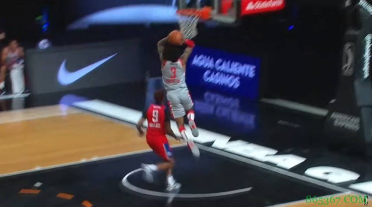 火箭后卫波特发展联盟比赛拿下21分4板7助3断 贡献关键盖帽