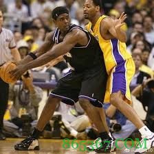 【无冕之王系列】转折?华丽前锋抱憾离场——克里斯-韦伯(下)