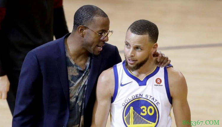 库里打趣：希望一哥忘了我们所有的战术