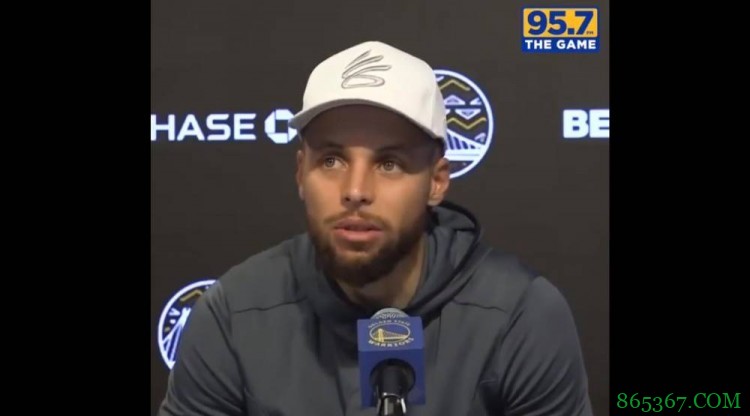 库里:我感觉我每球都会进 没进时还挺让我意外的