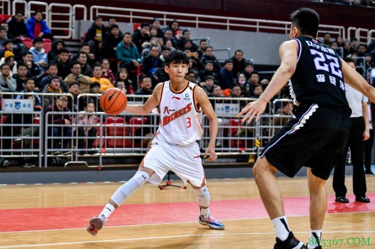 媒体人:王俊杰去四川是假消息 大概率加盟一支北方季后赛球队