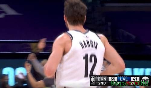 篮网VS湖人述评:西詹与东詹画风迥异?都是没有三分惹的祸