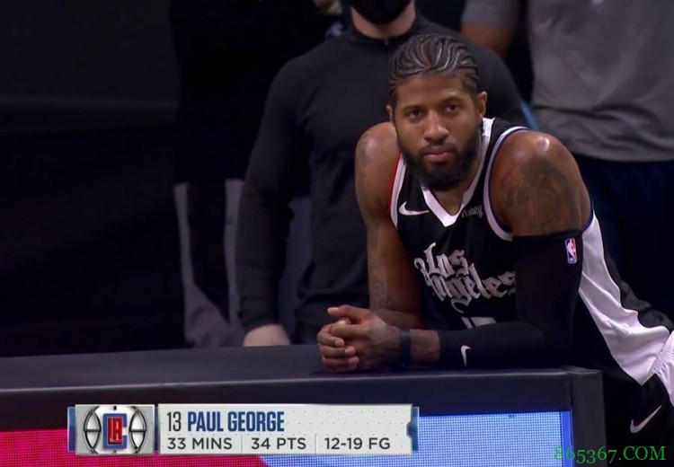 乔治复出第二战砍34+6+7 末节独得12分无奈仍有出场时间限制