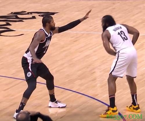 篮网VS快船述评：狂飙突进！回合制单挑搏命 打到没脾气为止