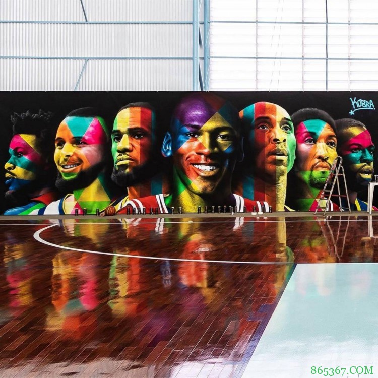内马尔晒家中篮球场新增壁画：乔丹C位、詹姆斯科比分列左右