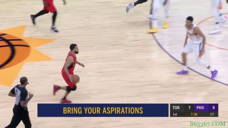 布克24+6 艾顿11+16 西亚卡姆32+9 太阳击退猛龙