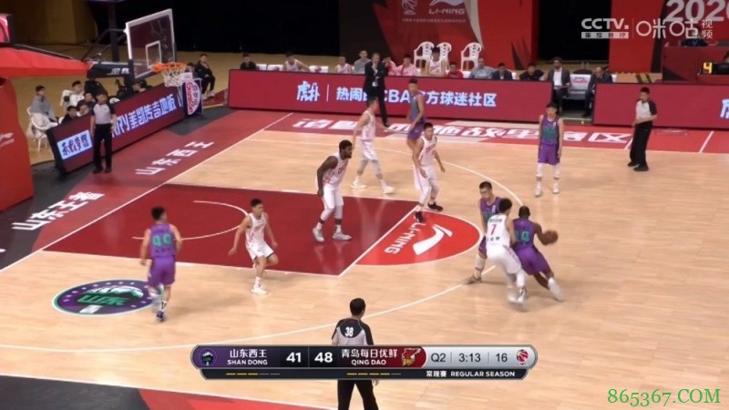 哈德森34+9+8 达卡里31+18 山东末节逆转送青岛8连败