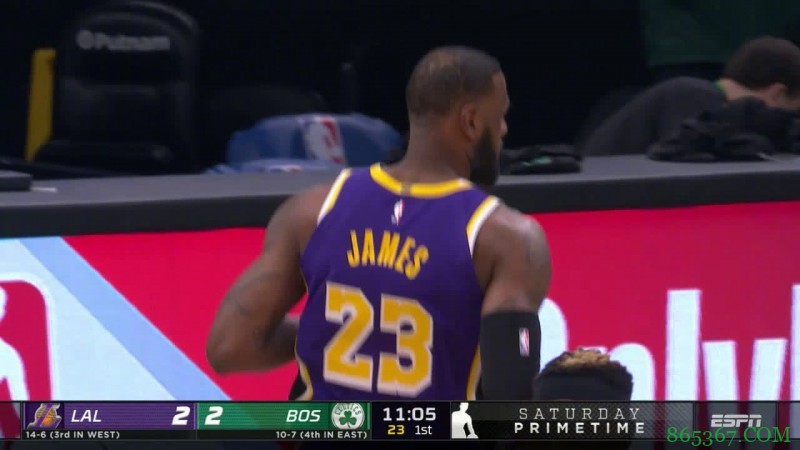 浓眉哥27+14 詹姆斯21+7+7 双探花合砍58分 湖人险胜绿军