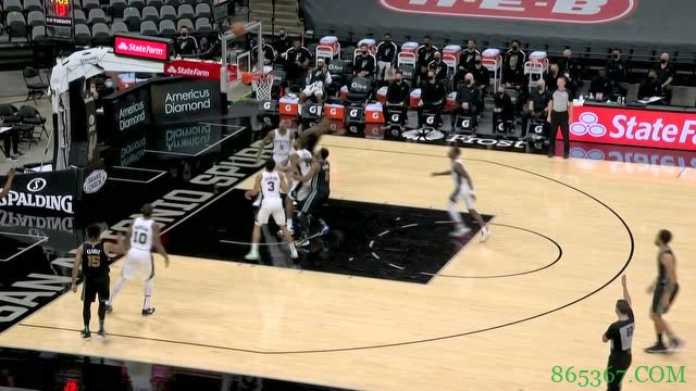 莫兰特19+11 梅尔顿20分 怀特18分 灰熊7人上双大胜马刺