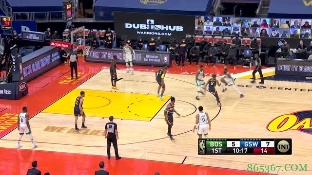 塔图姆27+9 布朗18+10 库里38+11+8 绿军险胜勇士