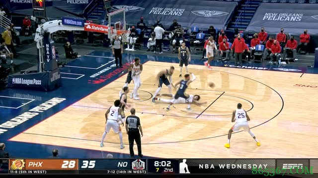 锡安28+7+6 英格拉姆23分 布克25分 鹈鹕7人上双大胜太阳