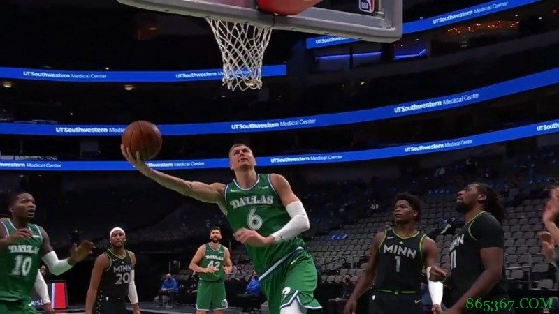 东契奇26+8 铂金27+13+6帽 比斯利30+9+6 独行侠擒森林狼