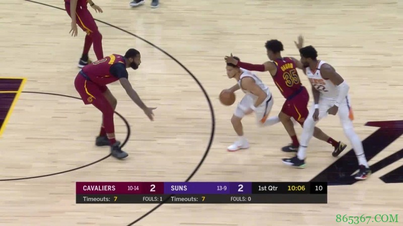 布克36+5+8 保罗缺战 塞克斯顿23+5 太阳送骑士4连败