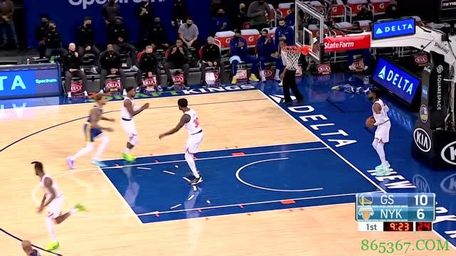 库里37+6+6 兰德尔25+10+7 勇士客场击败尼克斯