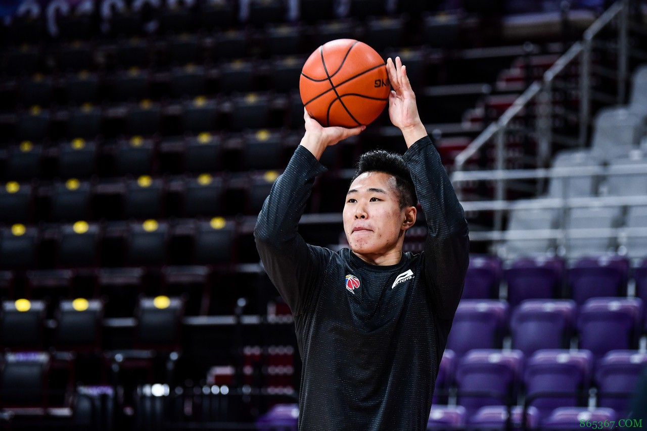 伤兵满营!算上贺希宁 男篮亚预赛集训队已有六人受伤