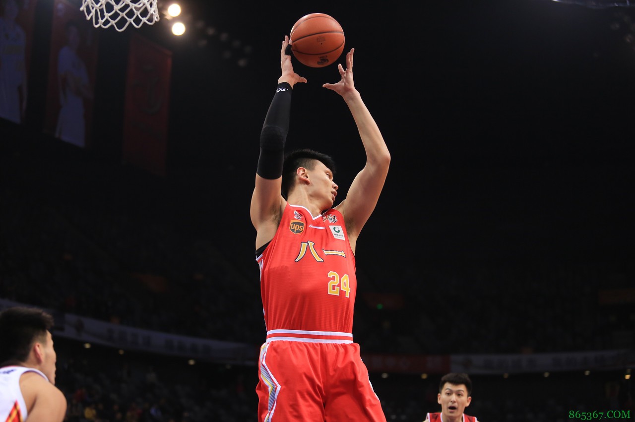 官方：前八一男篮内线许钟豪加盟广厦队