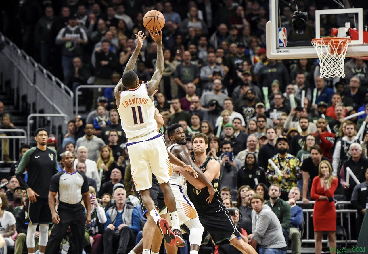 今日图集:自带“神经刀”属性的球员