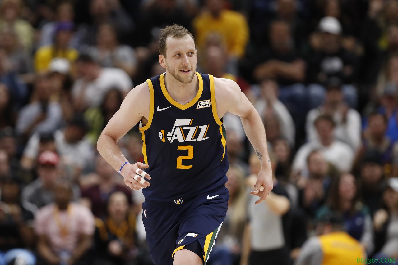 为何没打破生涯得分纪录？英格尔斯调侃：米切尔不给我球