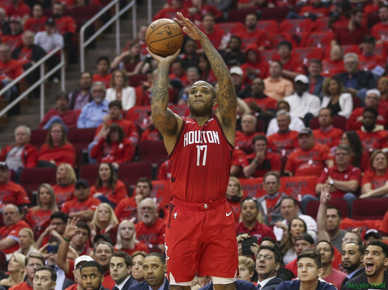 塔克：我从不主动寻找出手机会 而是出手机会找到我