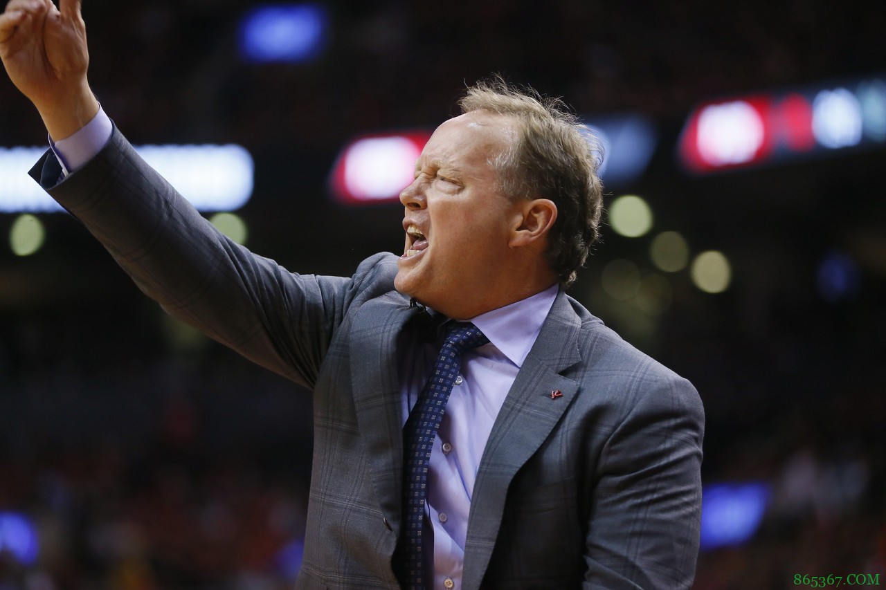 布登：防守锡安并不容易 但随着比赛的进行我们做得很好