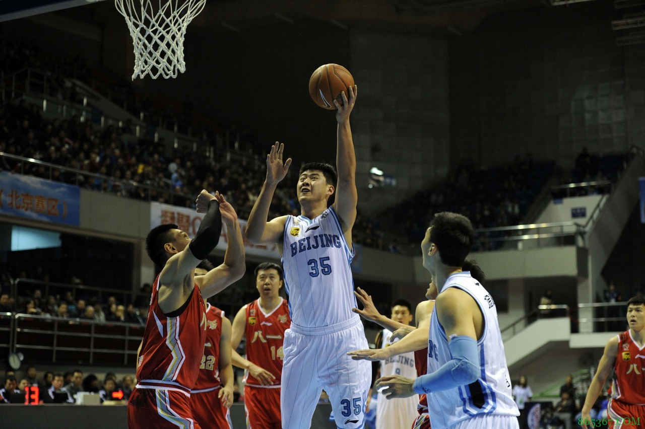 宋翔:前国手、两届CBA总冠军成员张松涛已决定退役