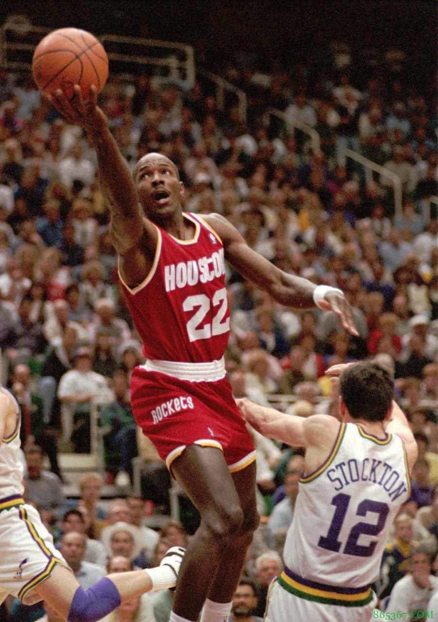 26年前的今天:火箭交易得到“滑翔机”德雷克斯勒