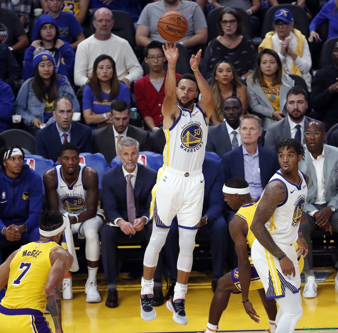 揭秘|库里的投篮教练:注重细节&量身定制 助力历史最佳射手