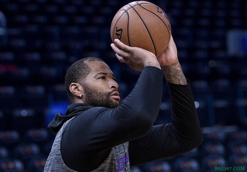 薪资专家：有11支球队可用10天合同签人 湖人快船雄鹿均在其中