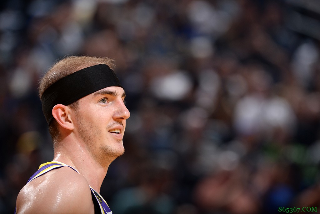 分析|西部各队复赛头条看点：洛城双卡 努基&罗伯森回归