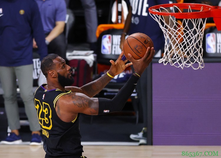 官网MVP榜:詹姆斯连续第3期领跑 恩比德&约基奇分列二三位