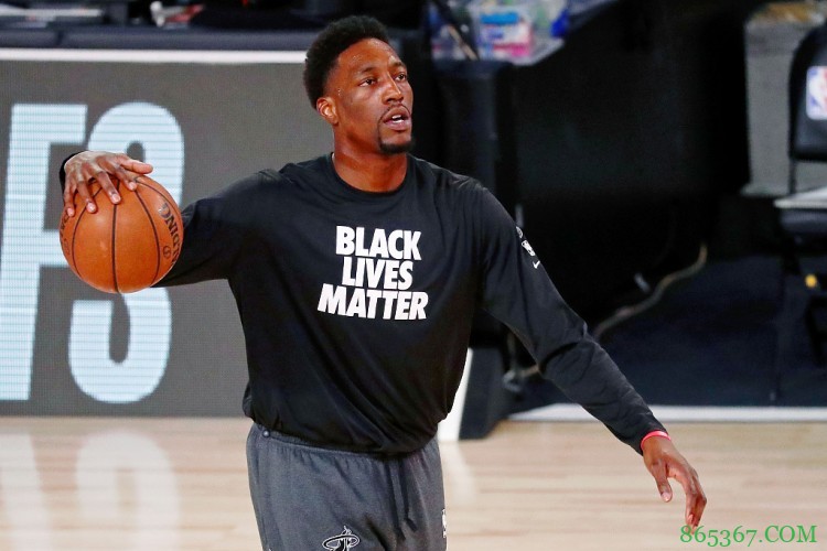 阿德巴约成队史第二位23岁前砍下40+的球员 队史首人韦德发贺电