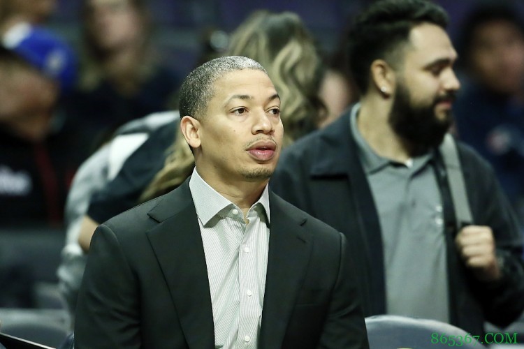 泰伦-卢:我们今晚最大的调整就是不做调整